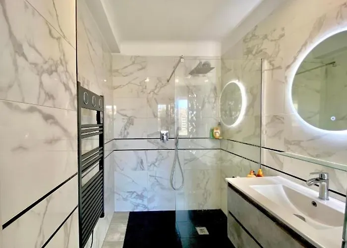 Private Parking Apartman Ajaccio