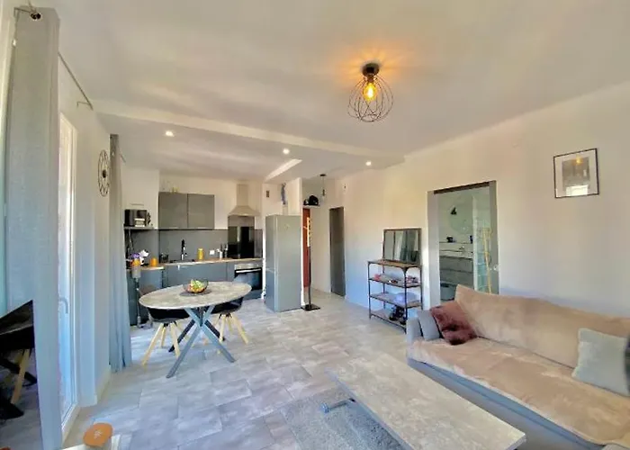 Private Parking * Ajaccio (Corsica)