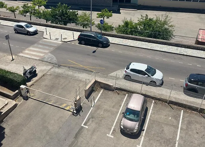 Private Parking * Ajaccio